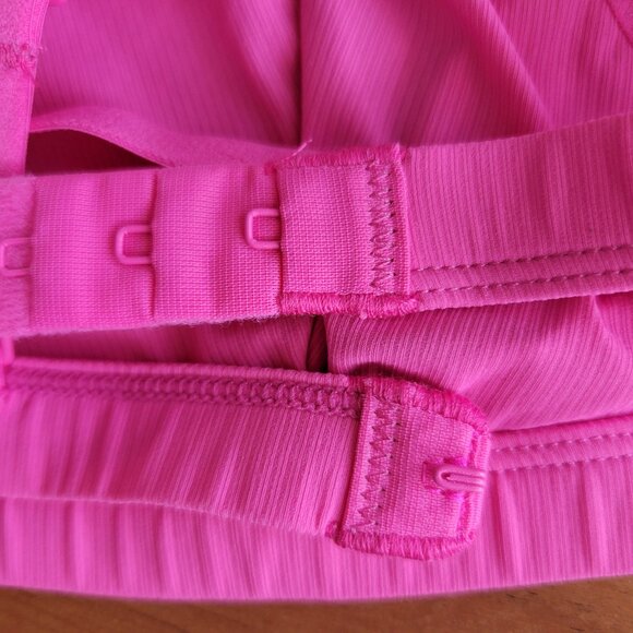 NWOT Free People Intimately Size M Pink Triangle Cup Bralette - Picture 3 of 6